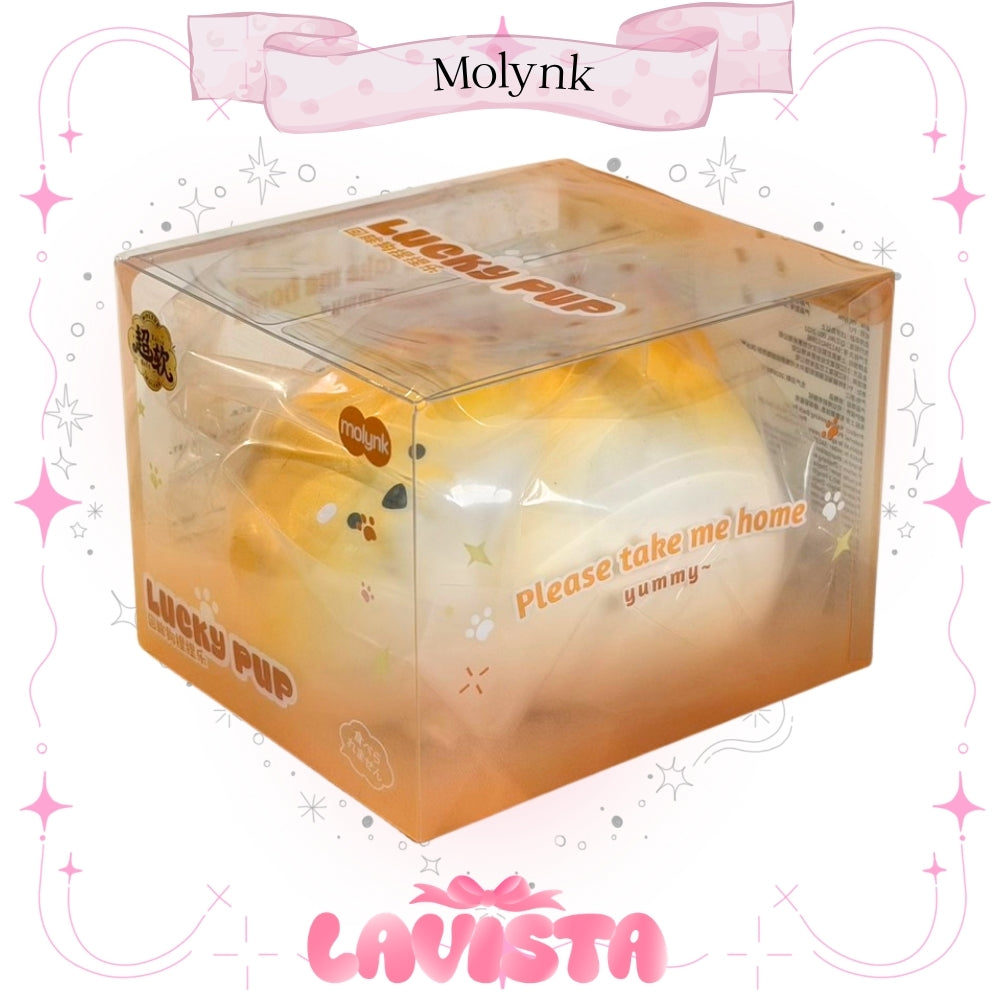 "Leaning Puppy" สกุชชี่แบรนด์ Molynk